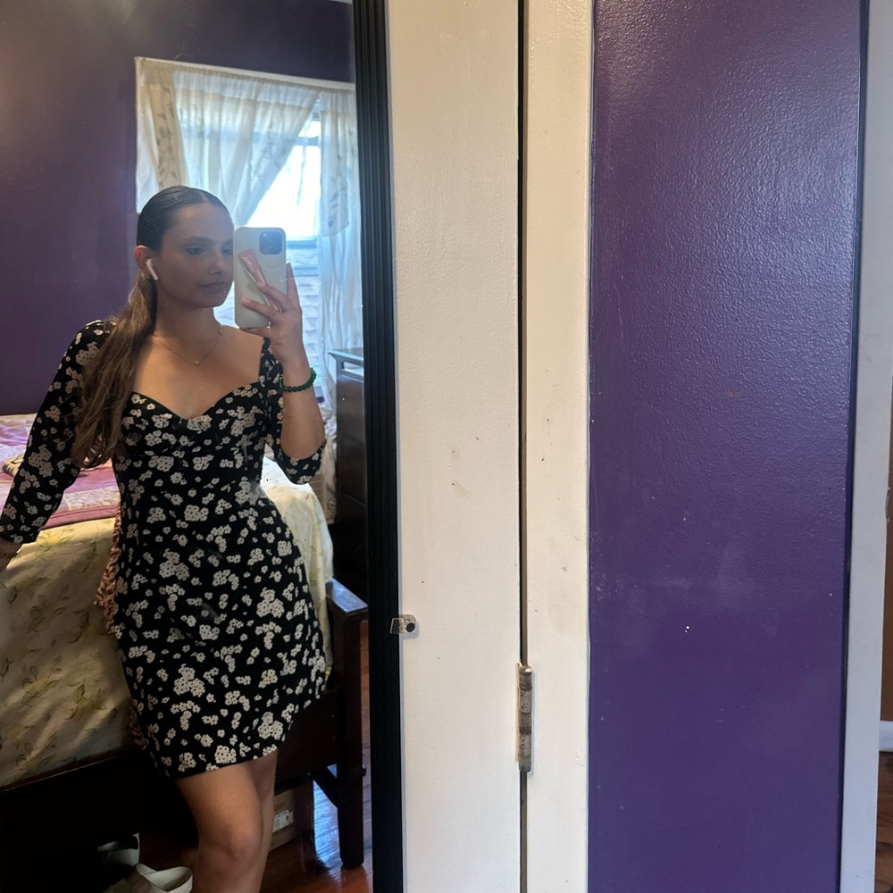 Size : SMALL